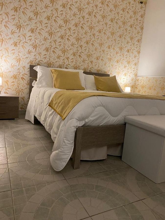 Villa Conti Giardini-Naxos Extérieur photo