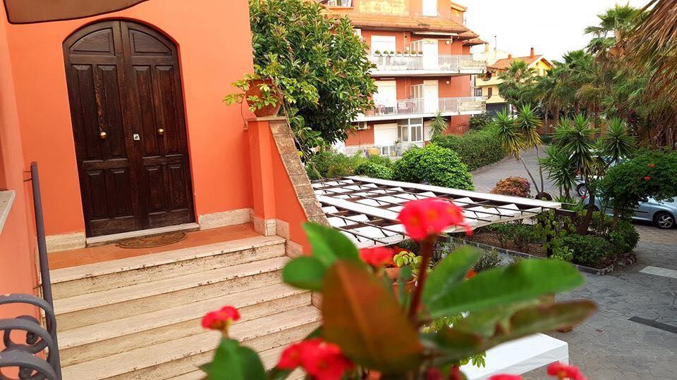 Villa Conti Giardini-Naxos Extérieur photo