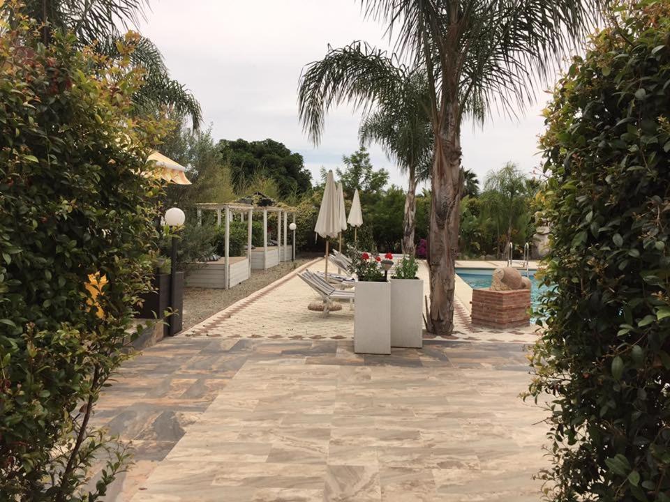 Villa Conti Giardini-Naxos Extérieur photo